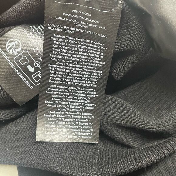 Vero Moda Aware Black VMINA High Waisted Calf Length Skirt - Picture 6 of 6